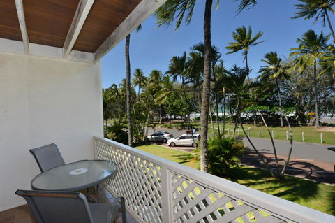 Seascape Holidays At Beachfront Terraces - 1 Gold Coast 13