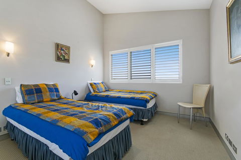 Redvue Holiday Apartments - Gold Coast 4U 22