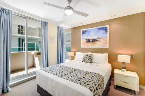 Redvue Holiday Apartments - Gold Coast 4U 6