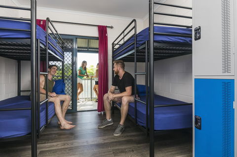 Summer House Cairns - Accommodation Gold Coast 30