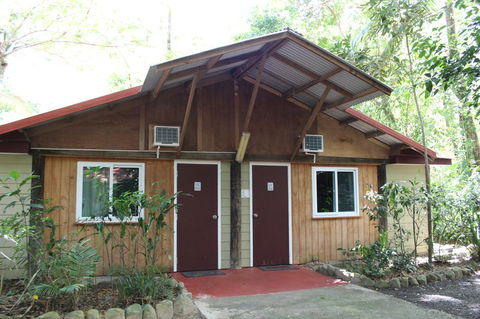 PK\'s Jungle Village - Accommodation Gold Coast 7