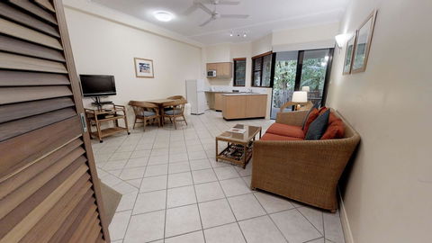 Silkari The Pavilions - 1 Gold Coast 10