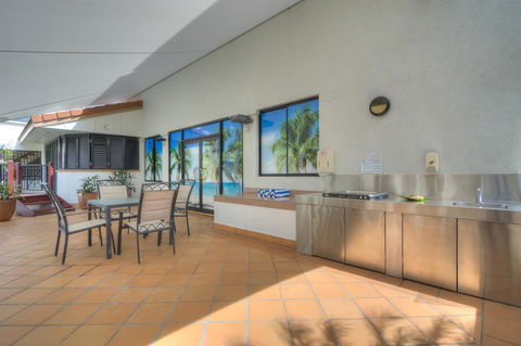 Regal Port Douglas - Accommodation Gold Coast 13