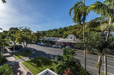 Regal Port Douglas - Accommodation Gold Coast 10