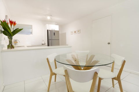 The White House Port Douglas - Accommodation Gold Coast 13