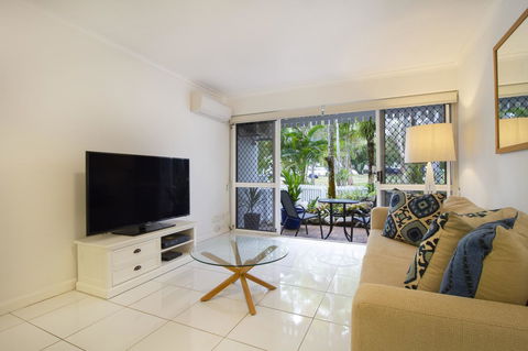 The White House Port Douglas - Accommodation Gold Coast 16