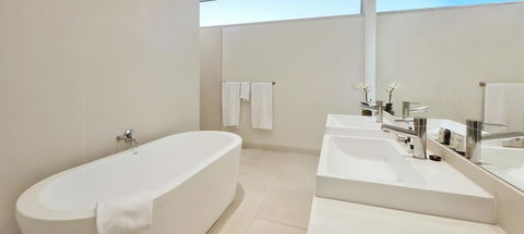 Pool Resort Port Douglas - Accommodation Gold Coast 27