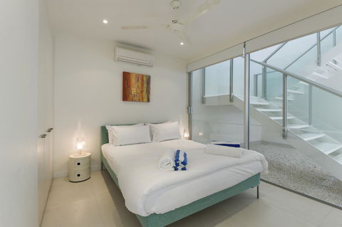 Pool Resort Port Douglas - Accommodation Gold Coast 23