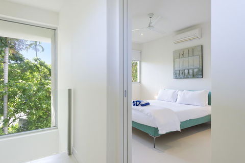 Pool Resort Port Douglas - Accommodation Gold Coast 24