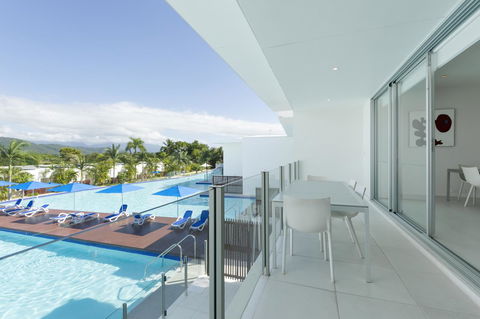 Pool Resort Port Douglas - Accommodation Gold Coast 26