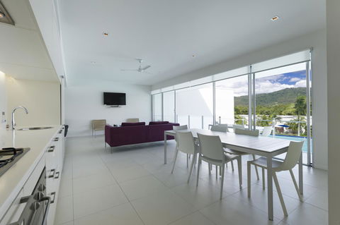 Pool Resort Port Douglas - Accommodation Gold Coast 20