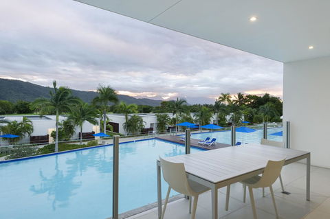 Pool Resort Port Douglas - Accommodation Gold Coast 18