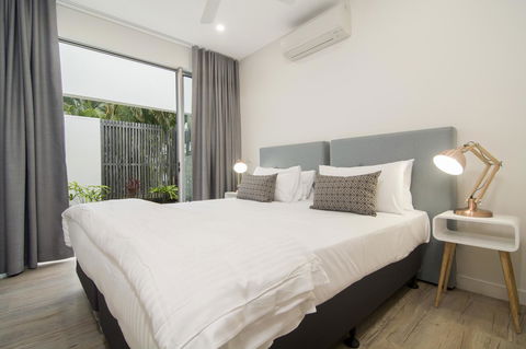 Pool Resort Port Douglas - Accommodation Gold Coast 42