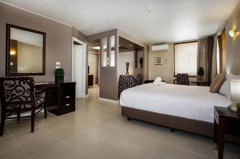 Madison Plaza Townsville - Gold Coast 4U 1