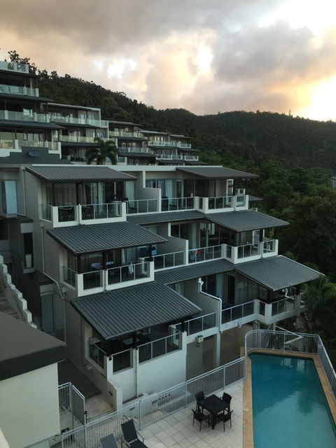 Whitsunday Reflections - Gold Coast 4U 1