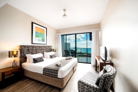 Whitsunday Reflections - Gold Coast 4U 19