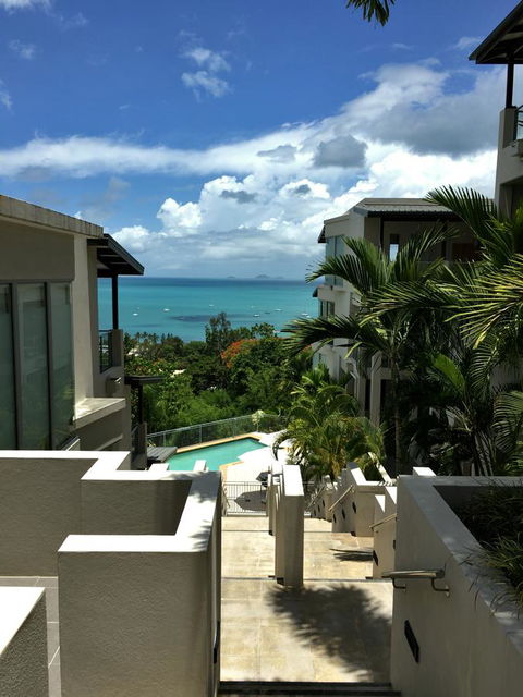 Whitsunday Reflections - Gold Coast 4U 18