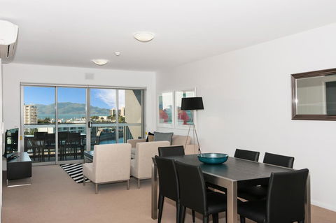 Allure Hotel & Apartments - Gold Coast 4U 40