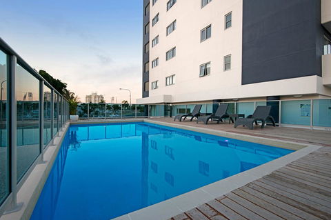 Allure Hotel & Apartments - Gold Coast 4U 2