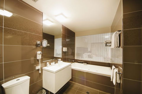 City Golf Club Motel - 1 Gold Coast 34