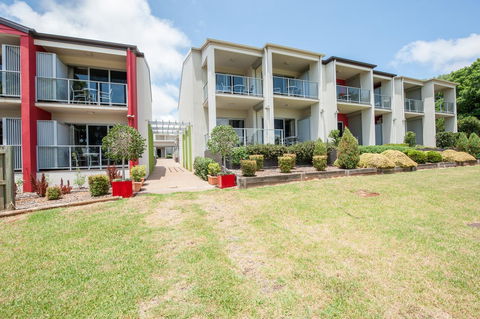 City Golf Club Motel - 1 Gold Coast 10