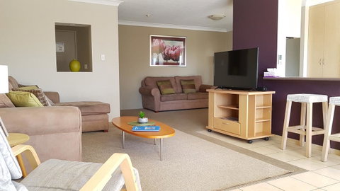 Surfers Chalet - Accommodation Gold Coast 18