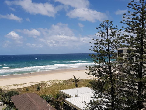 Surfers Chalet - Accommodation Gold Coast 35