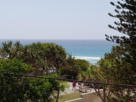 Surfers Chalet - Accommodation Gold Coast 28