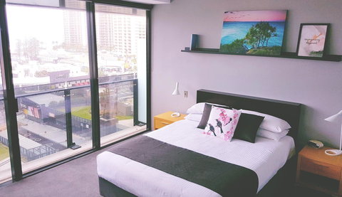Circle Luxury Holidays - Accommodation Gold Coast 23