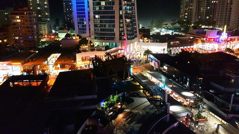 Circle Luxury Holidays - Accommodation Gold Coast 25