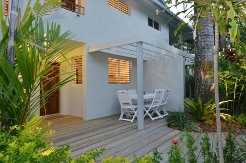 [ ANDY'S BEACH HOUSE ] - Accommodation Gold Coast 8
