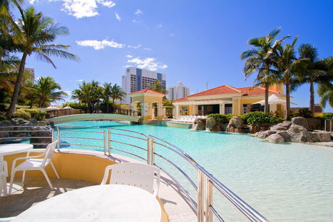Mantra Towers Of Chevron - Accommodation Gold Coast 1