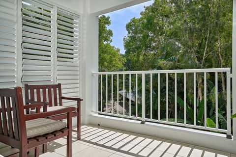 Palm Cove Paradise - Couples Spa Beach Getaway - Accommodation Gold Coast 10