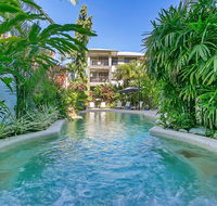 Sea Point on Trinity Beach - Accommodation Gold Coast