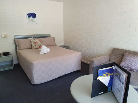 Dalby Manor Motor Inn - 1 Gold Coast 7