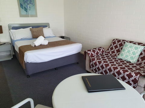 Dalby Manor Motor Inn - 1 Gold Coast 9