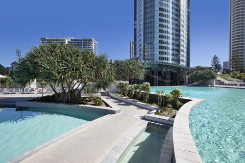 Q1 Resort & Spa - Official - Accommodation Gold Coast 4