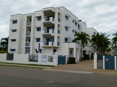 Madison Ocean Breeze Apartments - Gold Coast 4U 2