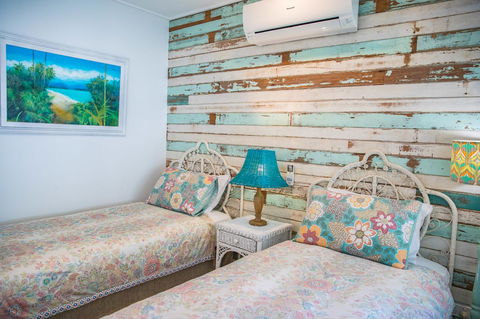 Jamaica Beach House - Accommodation Gold Coast 22