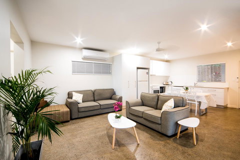 Whitsunday Luxury Homes - 1 Gold Coast 30