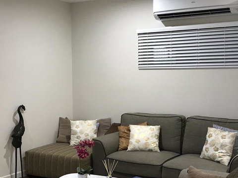 Whitsunday Luxury Homes - 1 Gold Coast 11