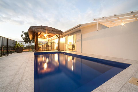 Whitsunday Luxury Homes - 1 Gold Coast 0