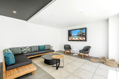 Qube Broadbeach - Gold Coast 4U 22