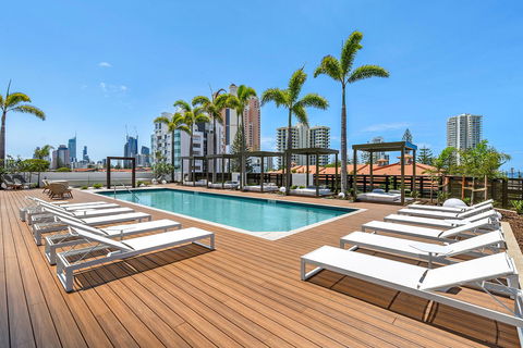 Qube Broadbeach - Gold Coast 4U 30