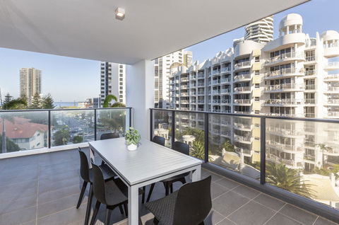 Qube Broadbeach - Gold Coast 4U 41