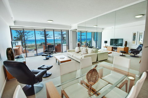 Reflections Tower Two - 1 Gold Coast 12