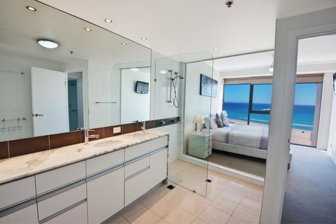 Reflections Tower Two - 1 Gold Coast 23