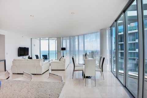 Reflections Tower Two - 1 Gold Coast 28