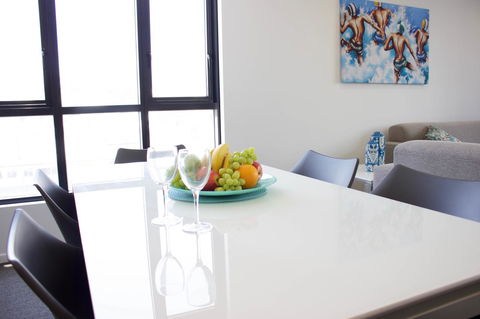 Synergy Broadbeach - Official - Gold Coast 4U 20