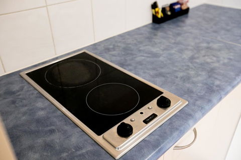 Sunlit Waters Studio Apartments - 1 Gold Coast 35